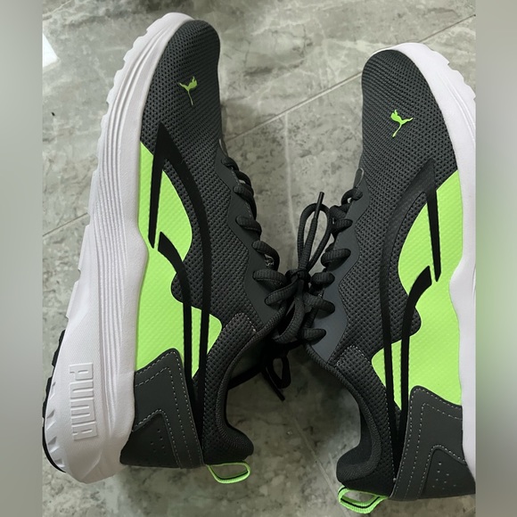 Puma Men’s Active shoes in Grey/Neon Green Size 7.5 - Picture 3 of 4